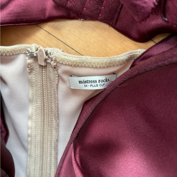 Mistress Rocks Corset - Picture 2 of 2